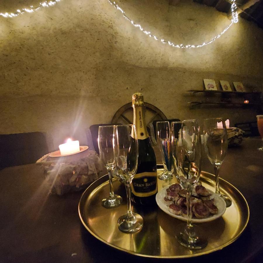 Gindou Les Trois L B&B 외부 사진